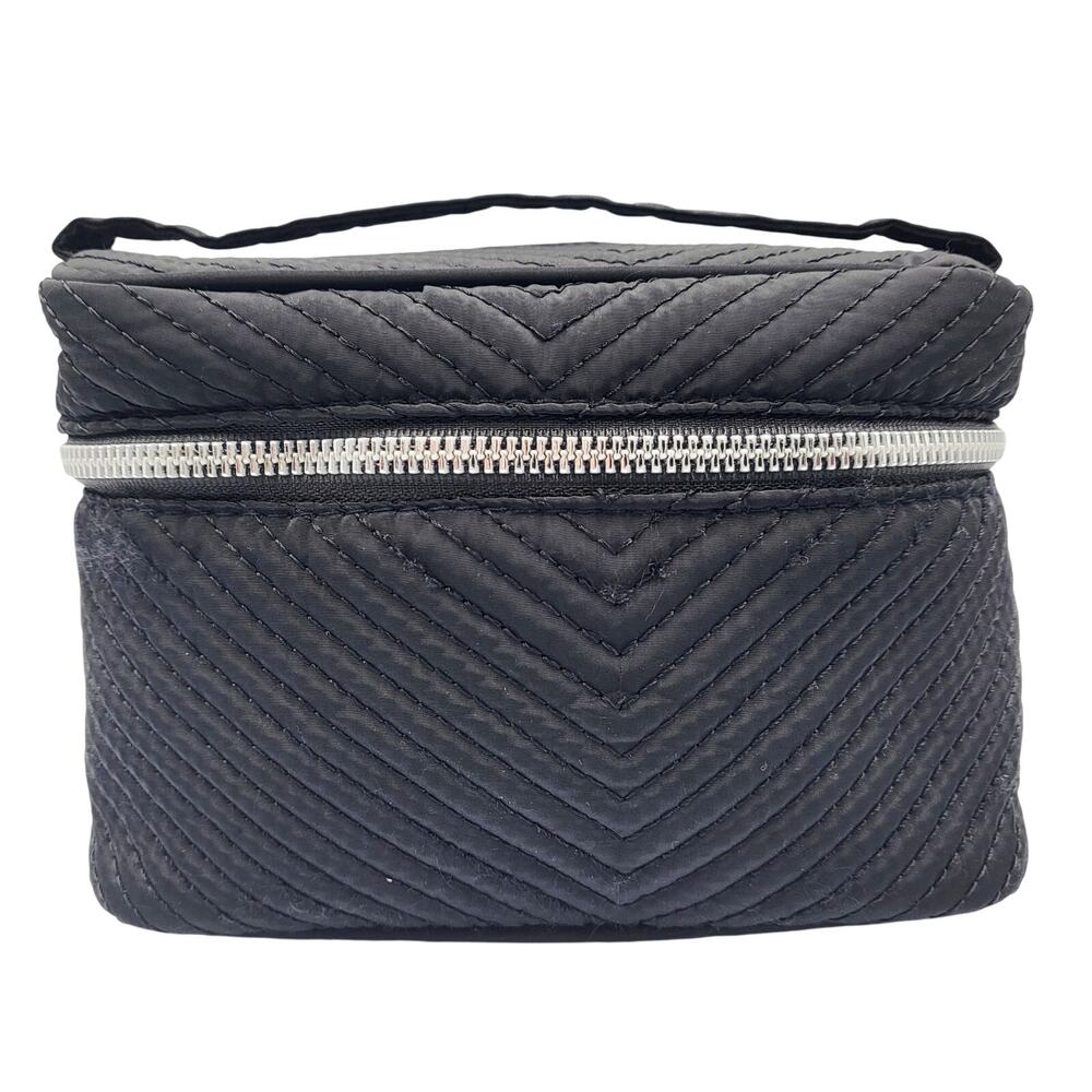 Aimee Kestenberg Black V Shaped Chevron Pattern Zip Around Cosmetic Make-up Bag